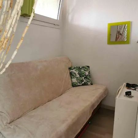 Superb Apartment With Swimming Pool And Baclon كاركيران