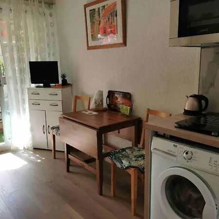 Superb Apartment With Swimming Pool And Baclon Διαμέρισμα *